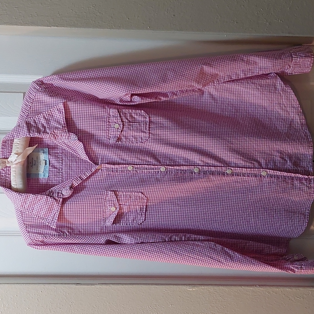 Ladies long sleeve plaid button-down